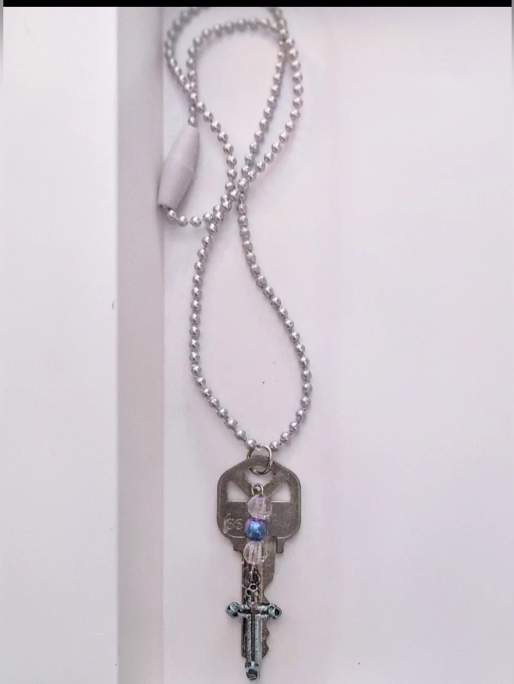 Kid's Key Necklace with Beads & Christian Cross - Picture 8 of 16